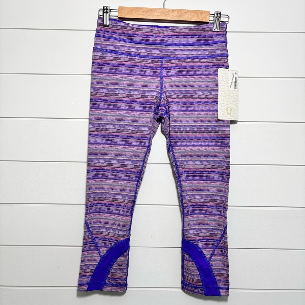 Lululemon Purple striped cropped leggings‎ with 20" inseam Size 6 NWT